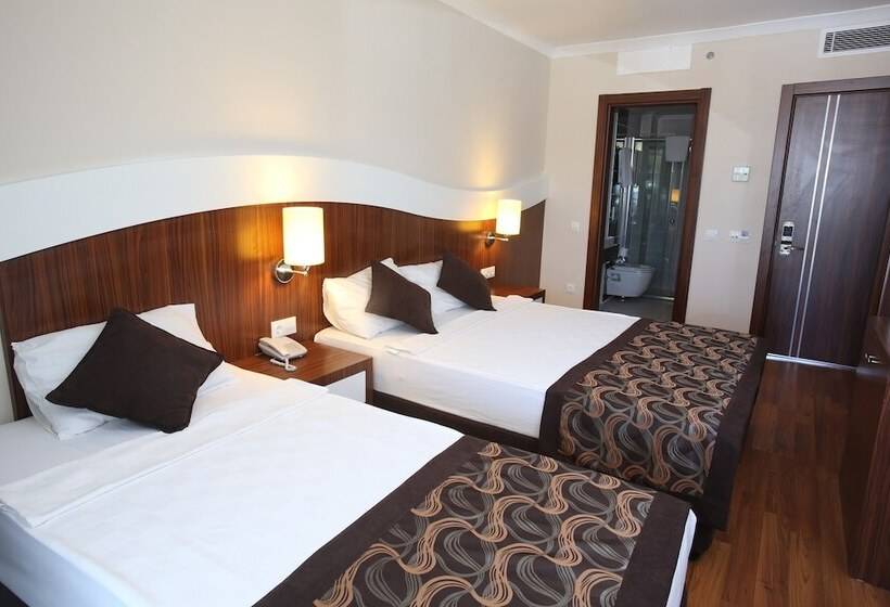 Номер Стандарт, Throne Beach Resort & Spa