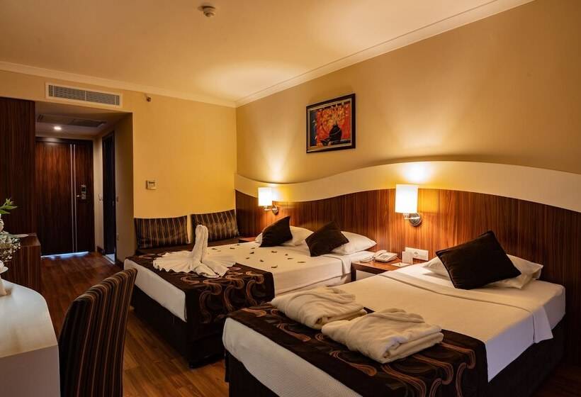 Номер Стандарт, Throne Beach Resort & Spa