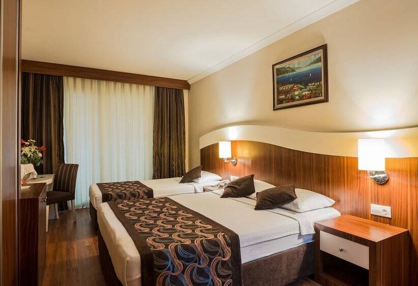 Номер Стандарт, Throne Beach Resort & Spa