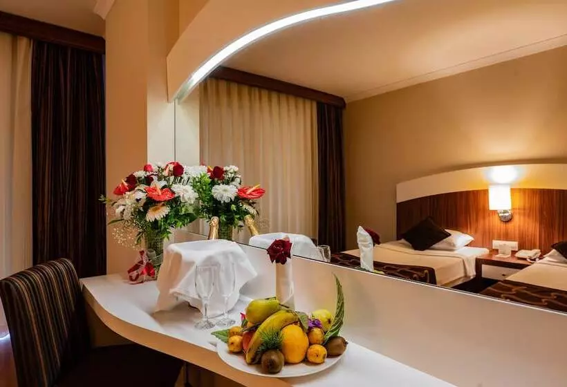 ファミリールーム, Throne Beach Resort & Spa