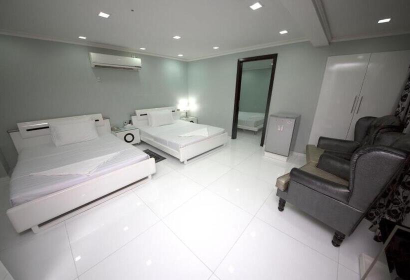 Standard Connecting Room, White Fort