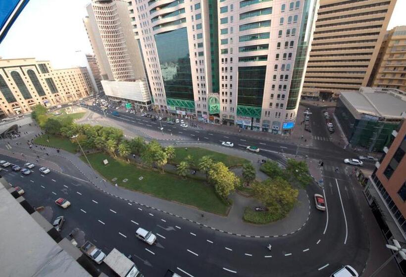 标准间, White Fort