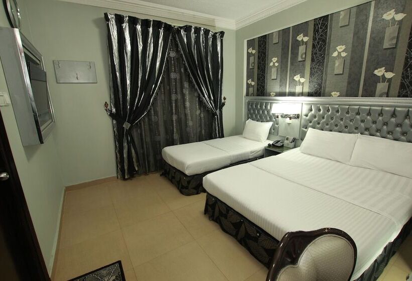 家庭间, White Fort