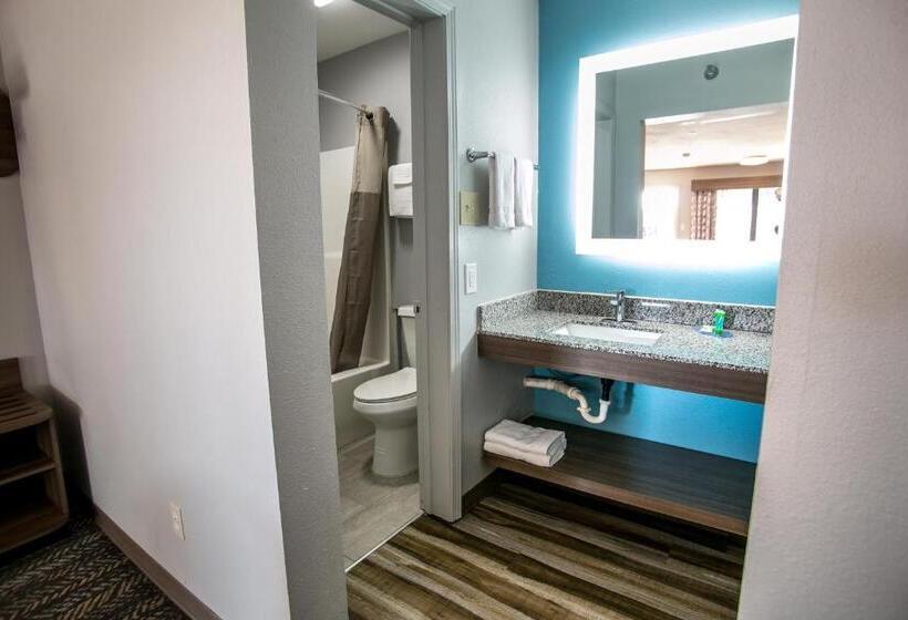 带大床的标准间, Jubilee Inn