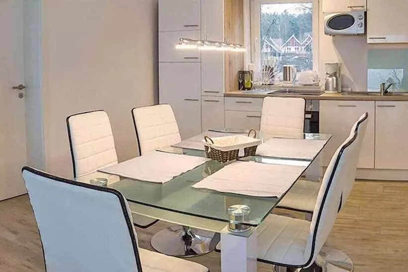 3 Bedroom Duplex Apartment, Schlosspark Bad Saarow
