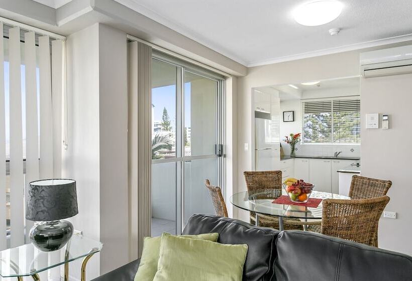 Апартаменты 2 Спальни, Surfers Beachside Holiday Apartments