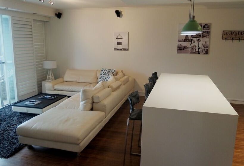 Апартаменты Superior 1 Спальня Вид на Море, Surfers Beachside Holiday Apartments