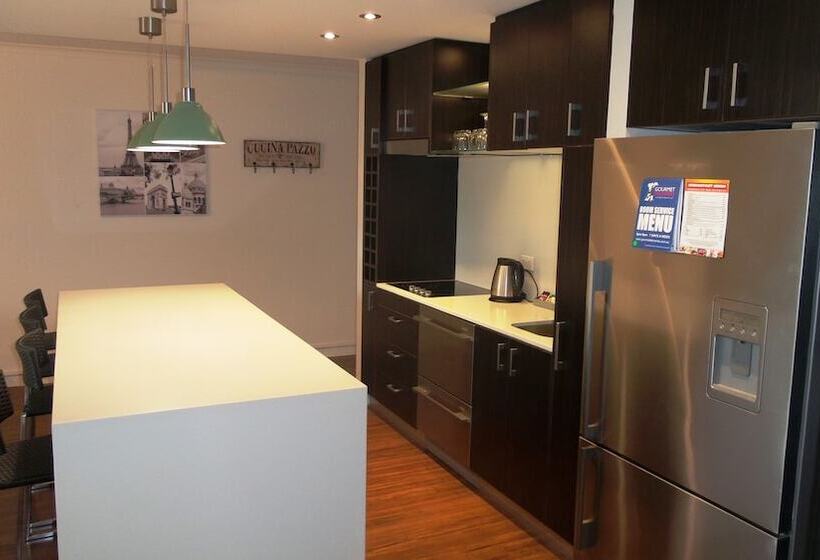 Апартаменты Superior 1 Спальня Вид на Море, Surfers Beachside Holiday Apartments