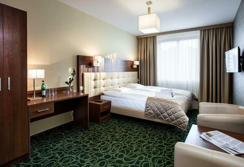 Quarto Estandar Cama King, Royal Botanic