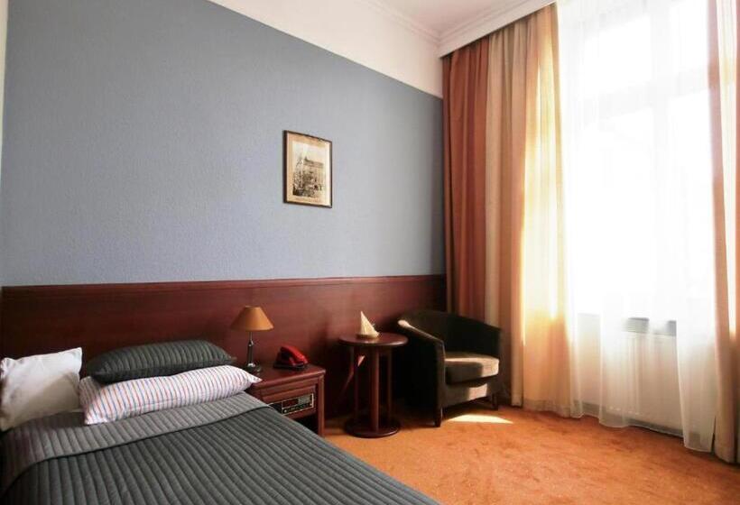 اتاق استاندارد یک نفره, Bast Wellness & Spa