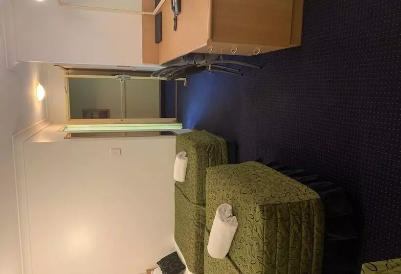 デラックストリプルルーム, Airport Motel Brisbane