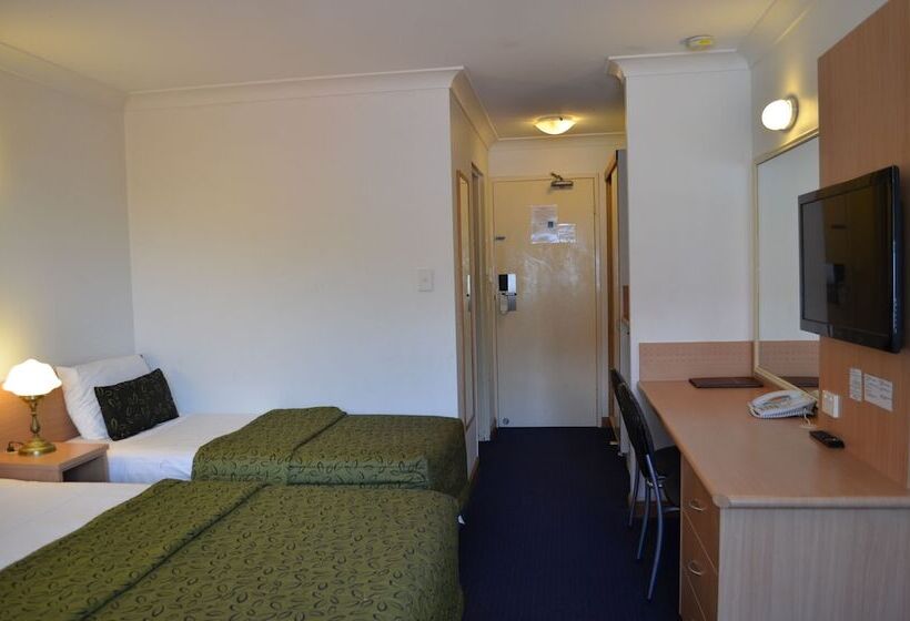 غرفة ديلوكس ثلاثية, Airport Motel Brisbane