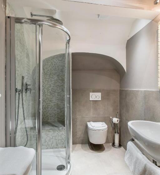 اتاق استاندارد, Badia Fiorentina