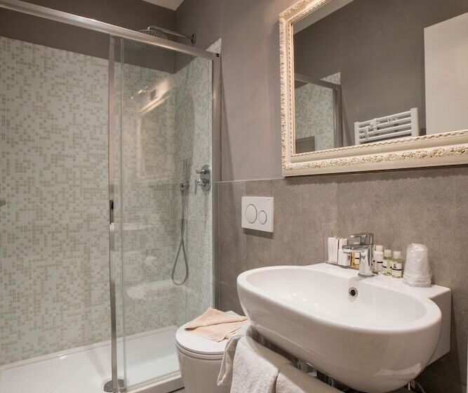 اتاق لوکس سه تخته, Badia Fiorentina