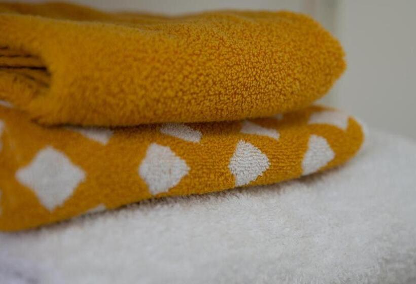 キングサイズベッドのスタンダードルーム, Rockmount Rooms & Apartment