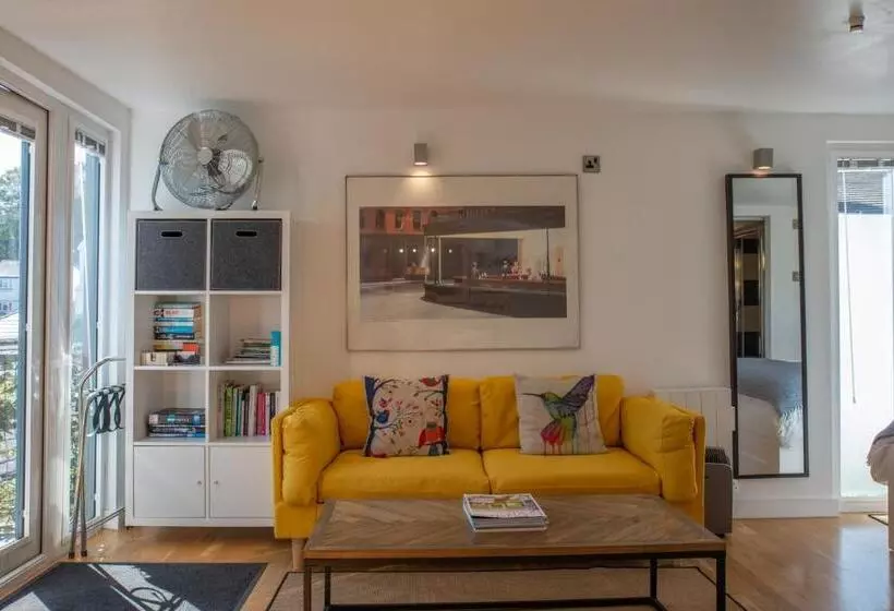 １ベッドルームアパートメント, Rockmount Rooms & Apartment