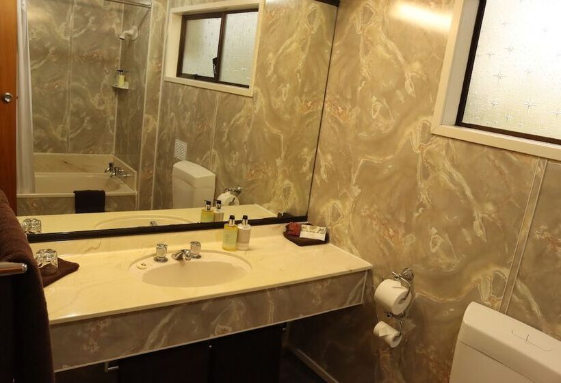 Студио Стандарт Кровать Кинг, Beetham Park Motel