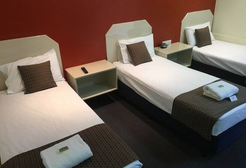 标准三人间, Bluewater Harbour Motel