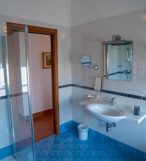 주니어 스위트, Bellavista