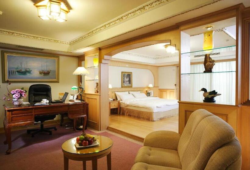 اتاق لوکس, Kingdom