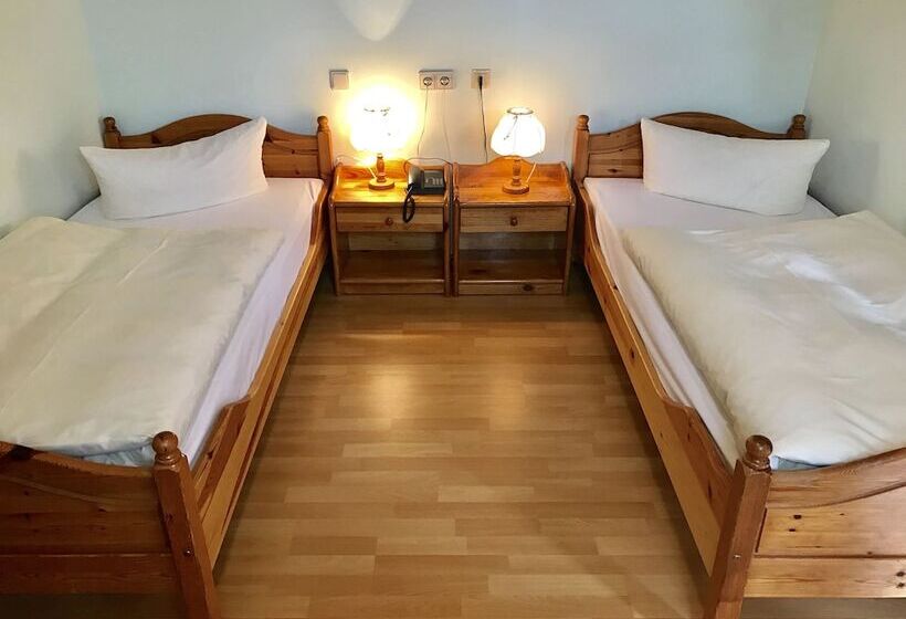 Номер Стандарт, & Restaurant Zur Spreewalderin