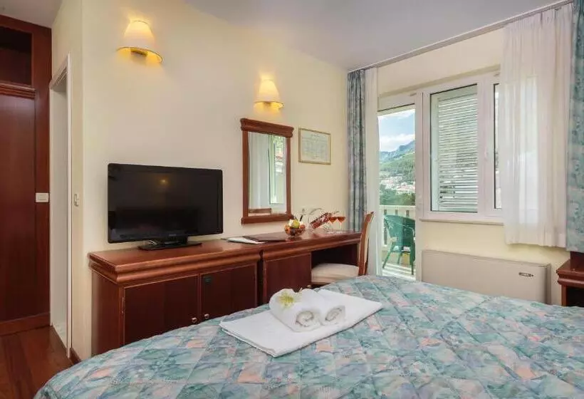 Habitació Confort Vista al Mar Lateral, Villa Bacchus