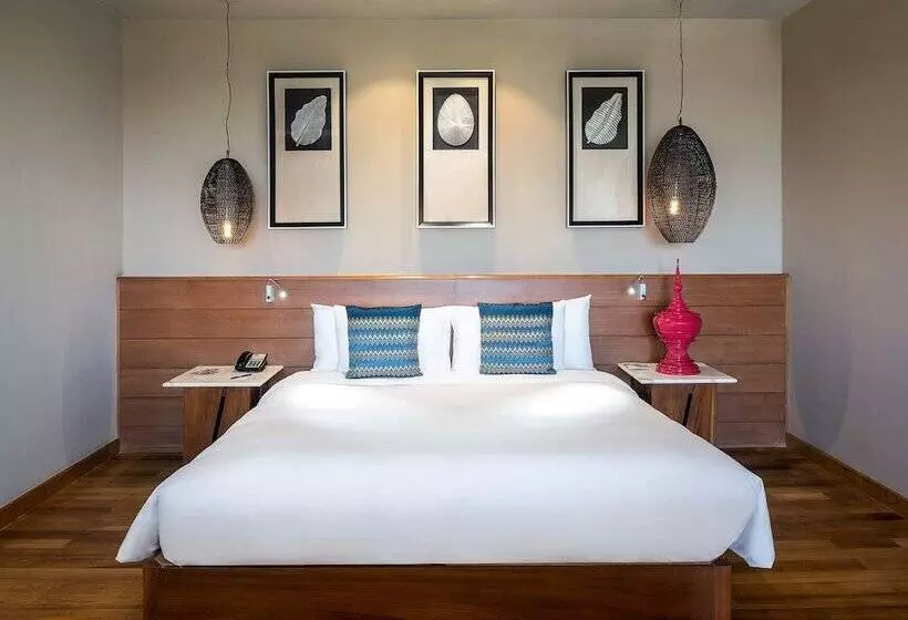 سوییت جونیور, Novotel Inle Lake Myat Min