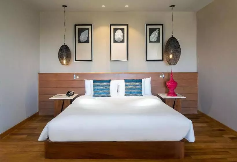 سوییت جونیور, Novotel Inle Lake Myat Min