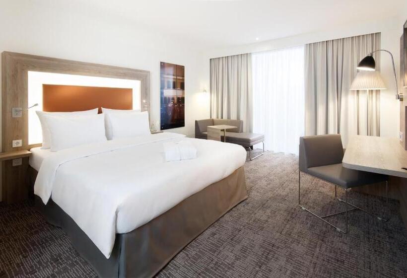 Номер Executive, Novotel Nuernberg Centre Ville