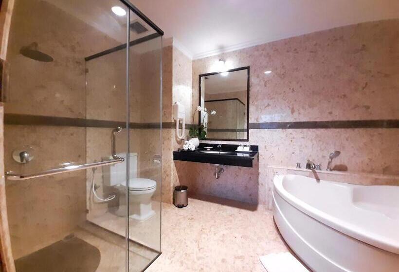 Номер Executive, Royal Hotel And Villa Batu