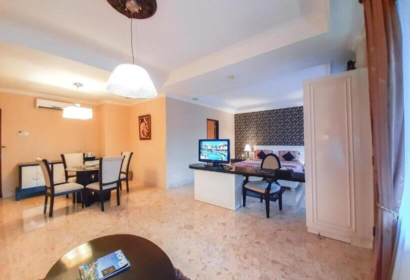 Номер Executive, Royal Hotel And Villa Batu