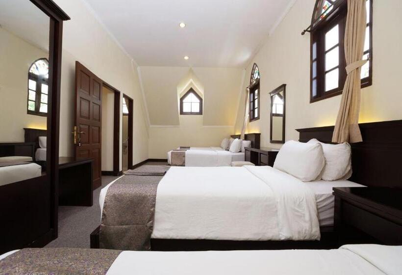 Апартаменты Deluxe 3 Спальни, Royal Hotel And Villa Batu