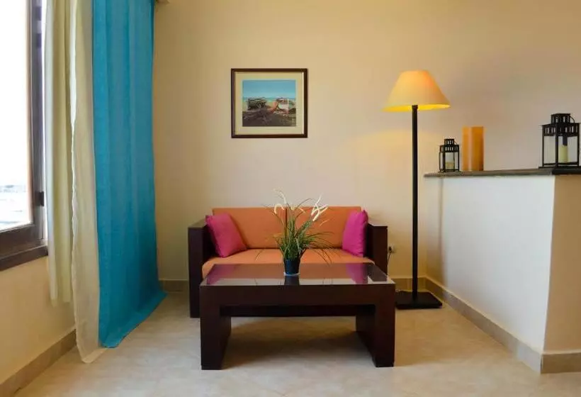 سوییت جونیور با چشم‌انداز دریا, Viva Blue Resort And Diving Sharm El Naga
