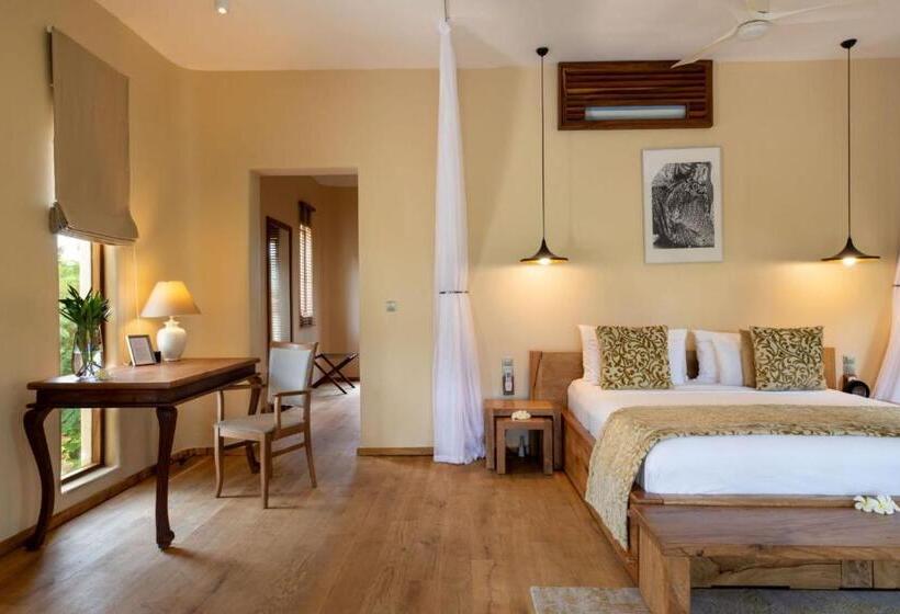 اتاق لوکس با وان آب گرم, Zanzibar White Sand Luxury Villas & Spa  Relais & Chateaux