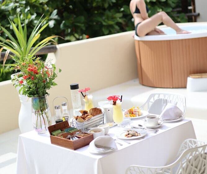 וילה עם חדר שינה אחד ובריכת שחיה, Zanzibar White Sand Luxury Villas & Spa  Relais & Chateaux