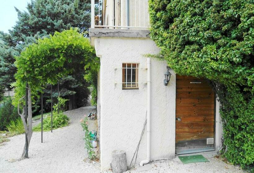 스탠다드 스튜디오, La Petite Bergerie In Drôme Provençale