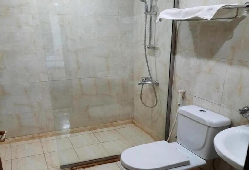 패밀리 스튜디오, فندق الدخيل بواسطة سما ستار