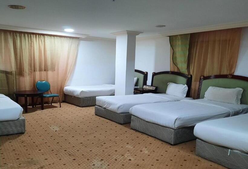 패밀리 스튜디오, فندق الدخيل بواسطة سما ستار