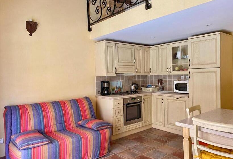 标准工作室, Chambres D Hôtes Et Studios De Charme   A Mandria