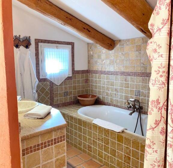 Номер Deluxe, Chambres D Hôtes Et Studios De Charme   A Mandria