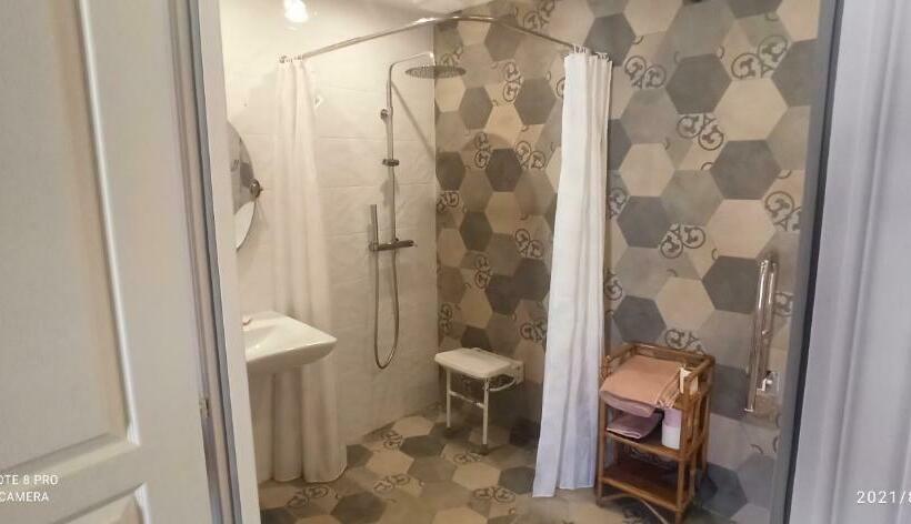 适合残疾人使用的标准间, Chez Marek Et Urszula