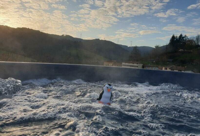 Номер Стандарт, Domaine De La Rue De La Tour