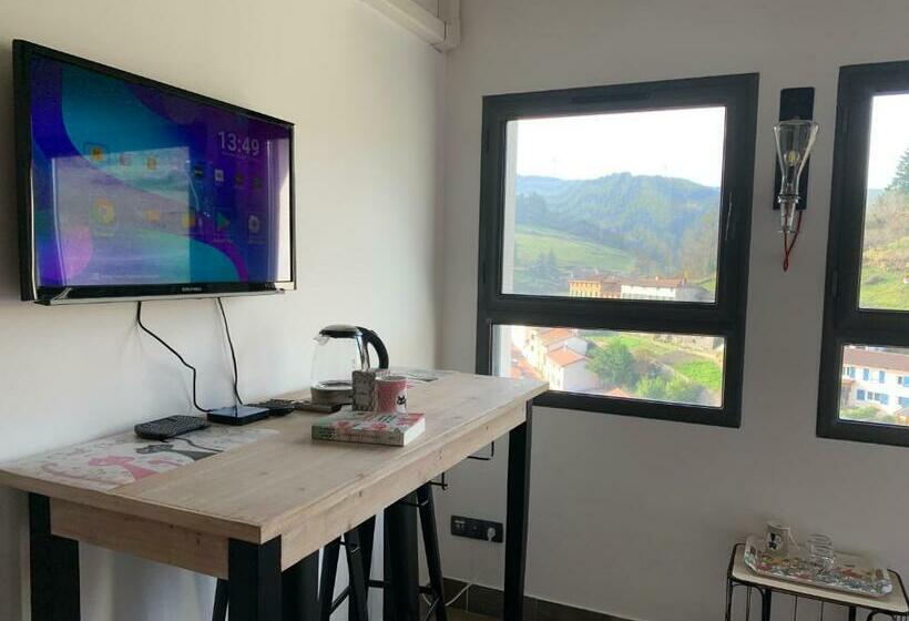 Номер Стандарт, Domaine De La Rue De La Tour