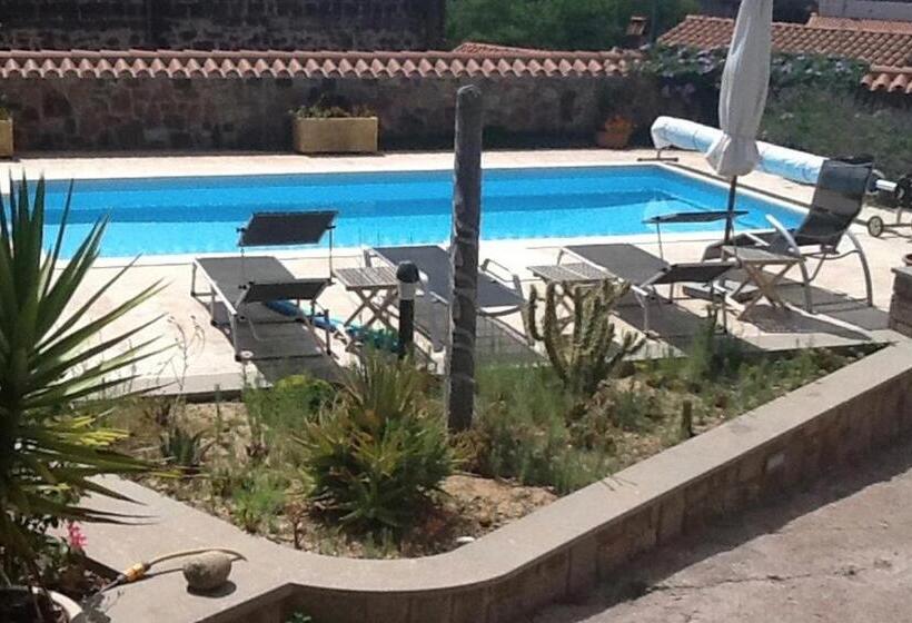 스탠다드 룸 풀장 전망, Sard Paradise