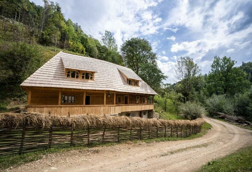 스탠다드 룸 킹사이즈 침대, Casa Bunicilor Apuseni