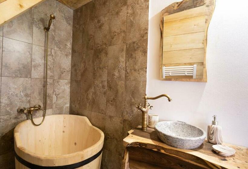 Стандартный Номер Кровать Кинг, Casa Bunicilor Apuseni