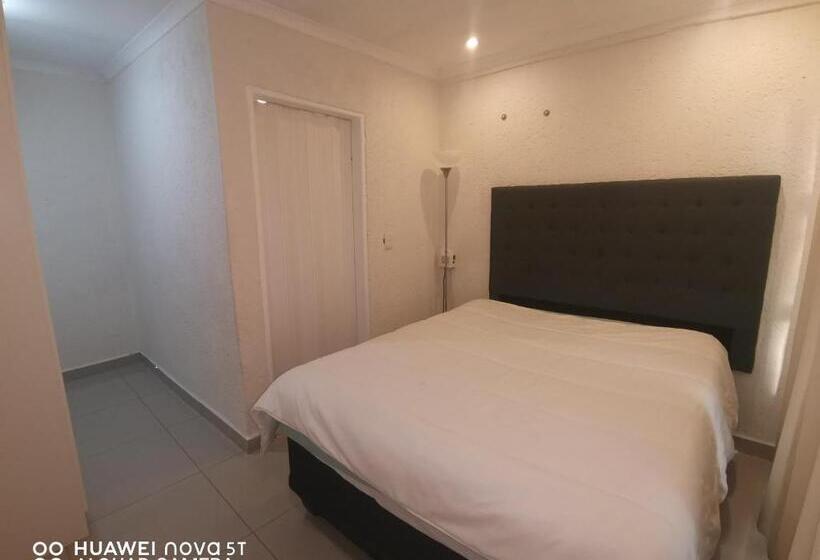 منزل غرفتين نوم, Moletji Guest House