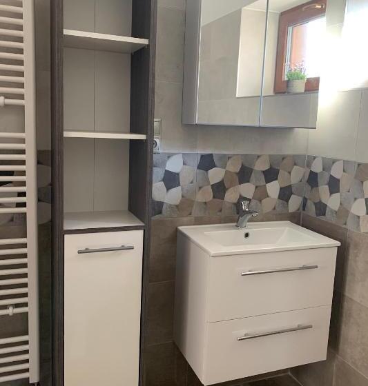 Номер Deluxe, Penzion čavisov