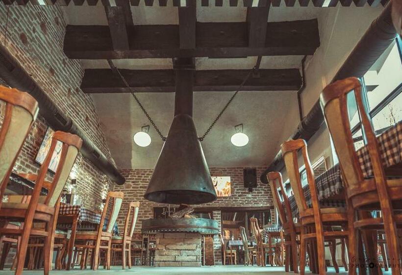 חדר דלוקס, Daulite Boutique