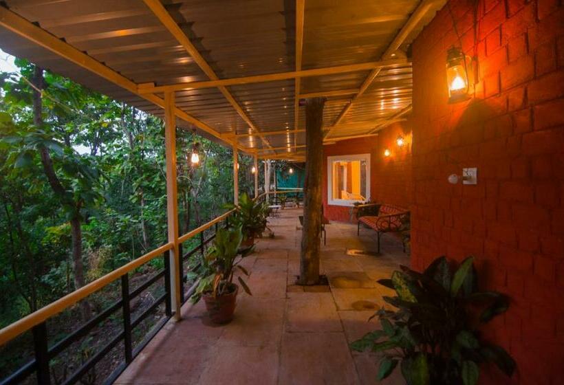 חדר סטנדרט נוף לאגם, Kolar Jungle Retreat